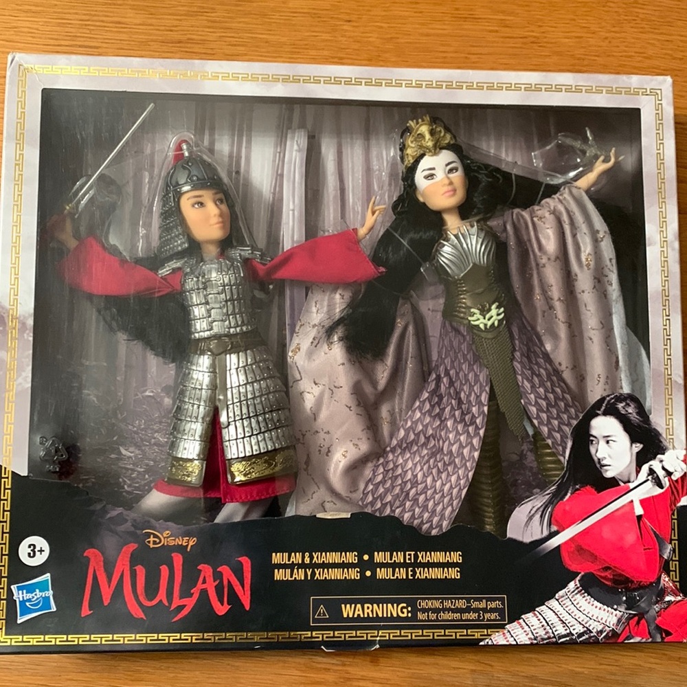 Mulan and Xianniang doll set